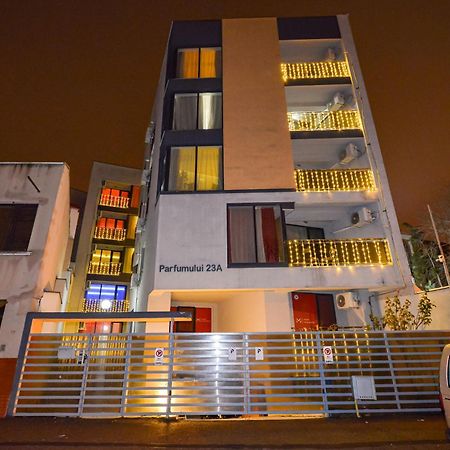 Shabbat Apartments Bucureşti Ngoại thất bức ảnh