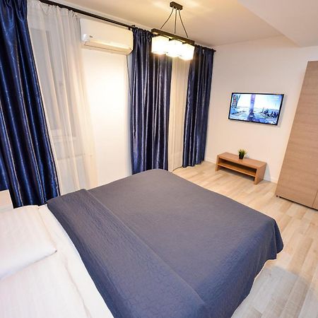 Shabbat Apartments Bucureşti Ngoại thất bức ảnh