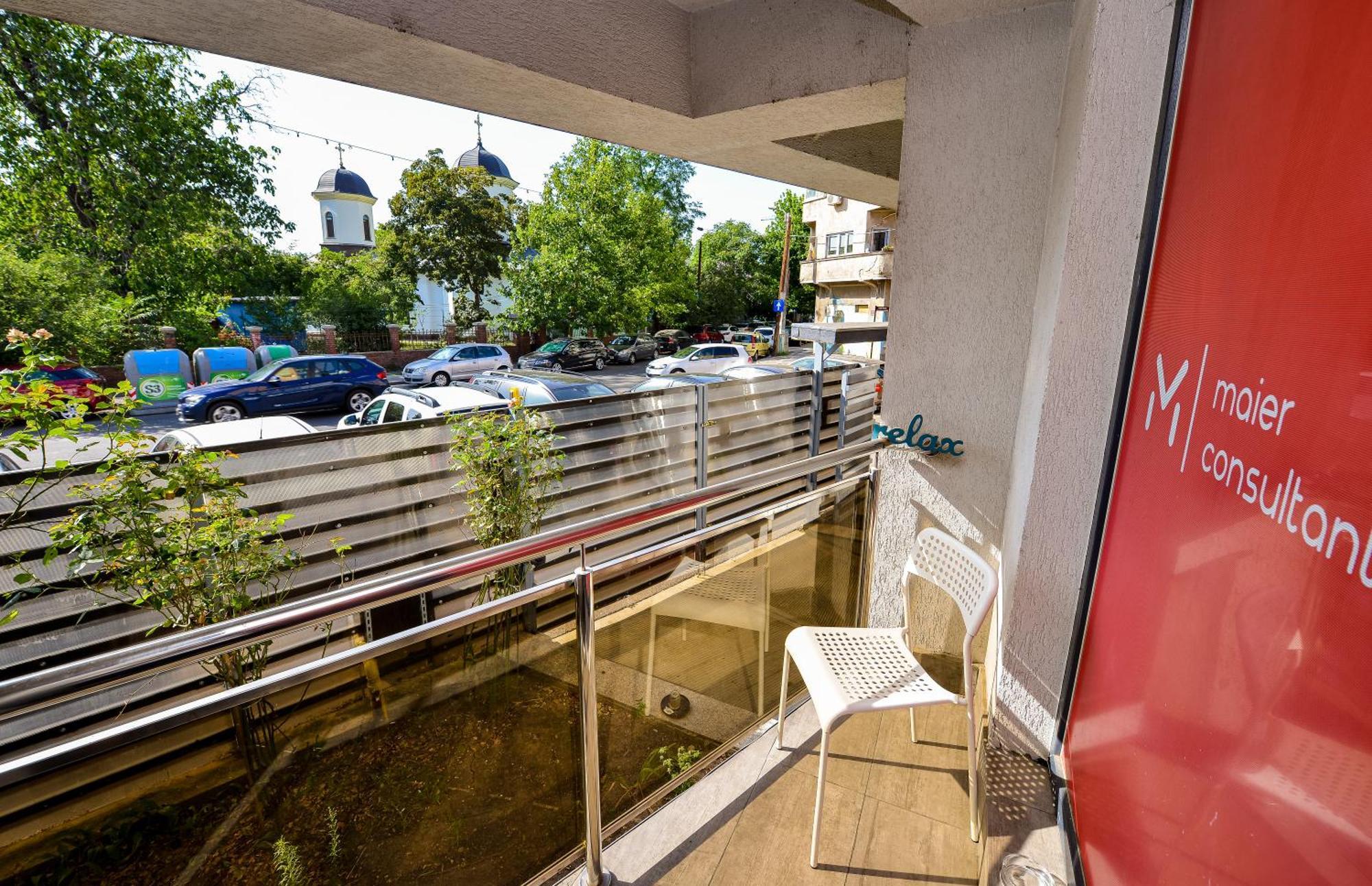 Shabbat Apartments Bucureşti Ngoại thất bức ảnh