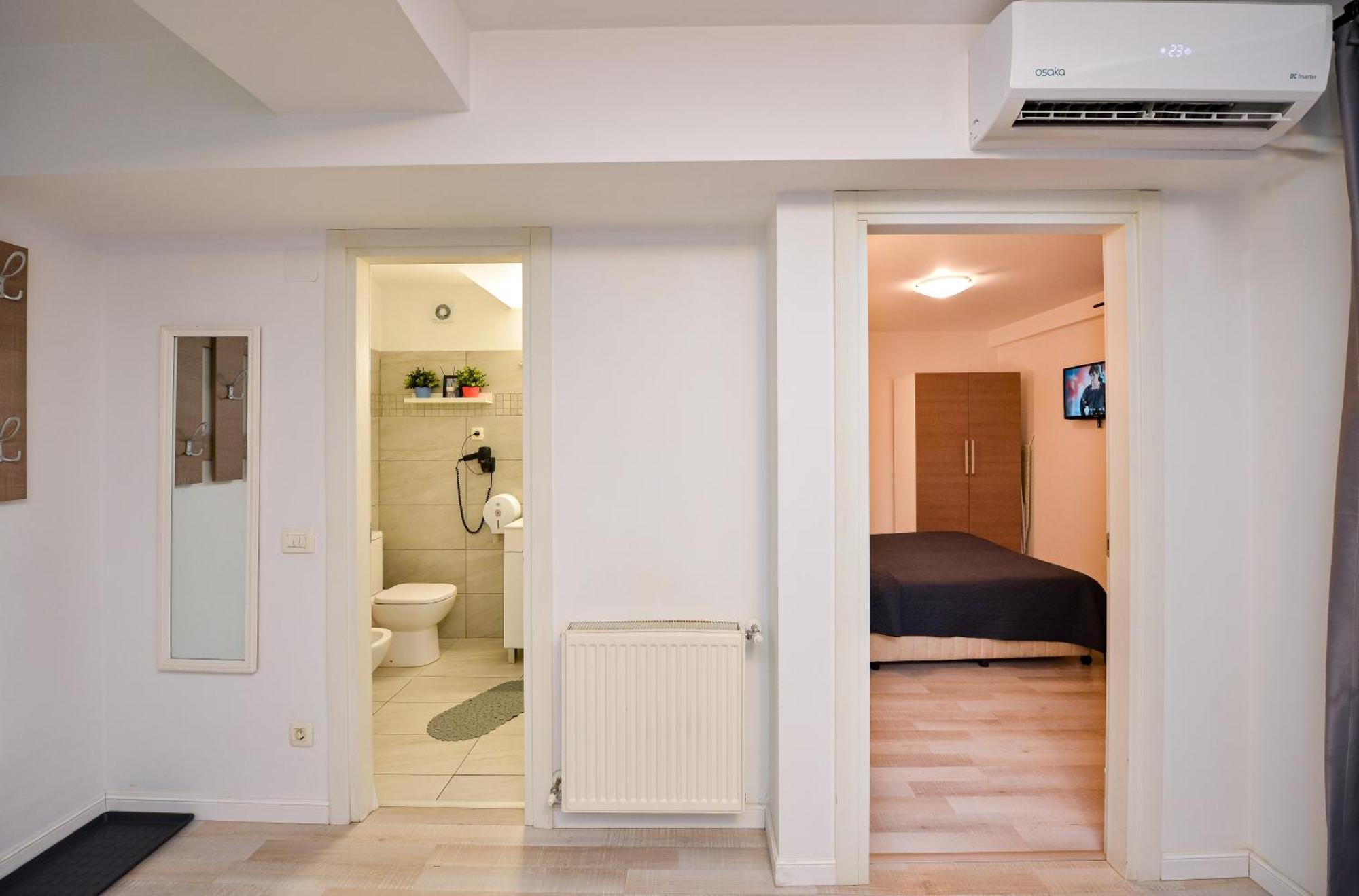 Shabbat Apartments Bucureşti Ngoại thất bức ảnh