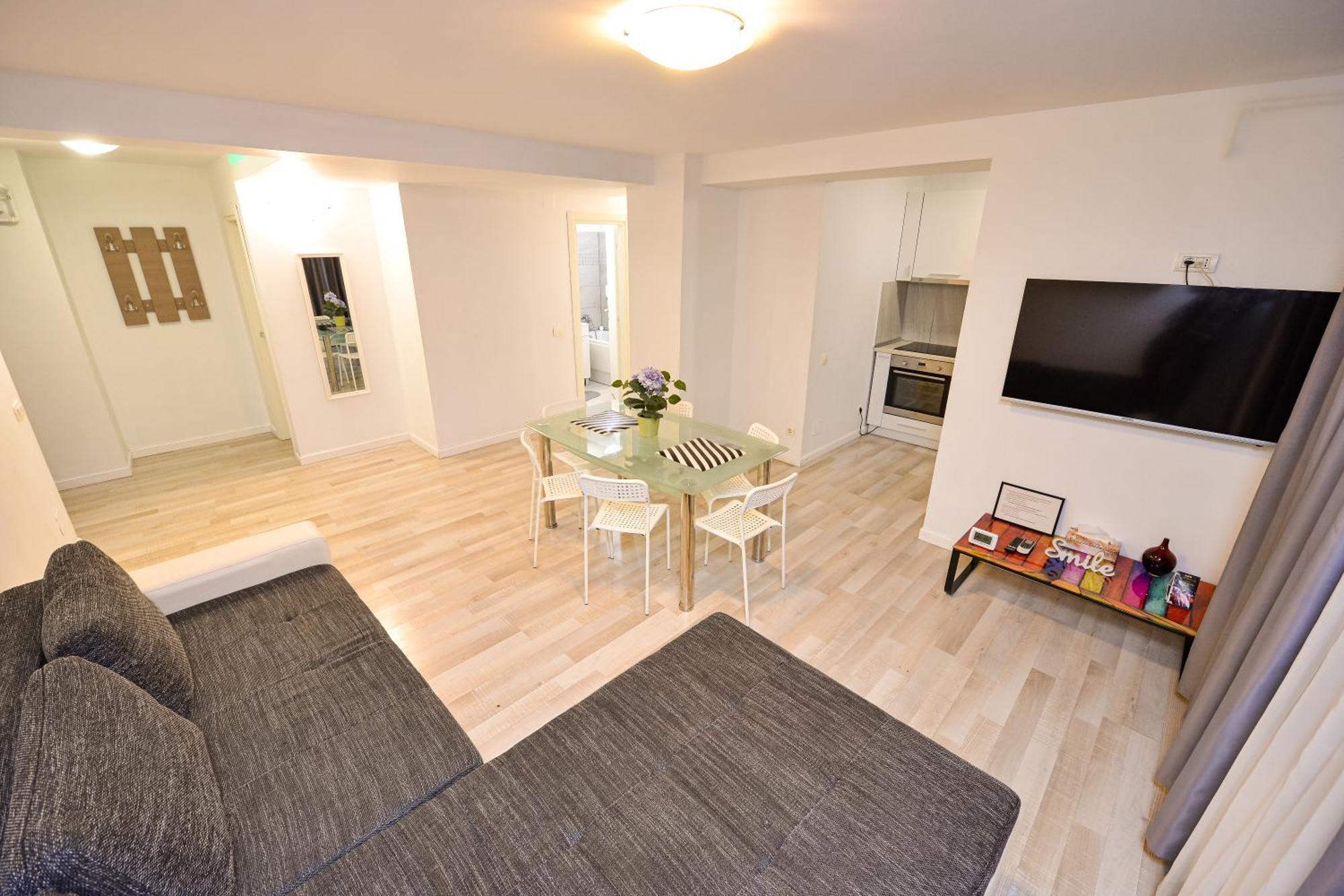 Shabbat Apartments Bucureşti Ngoại thất bức ảnh